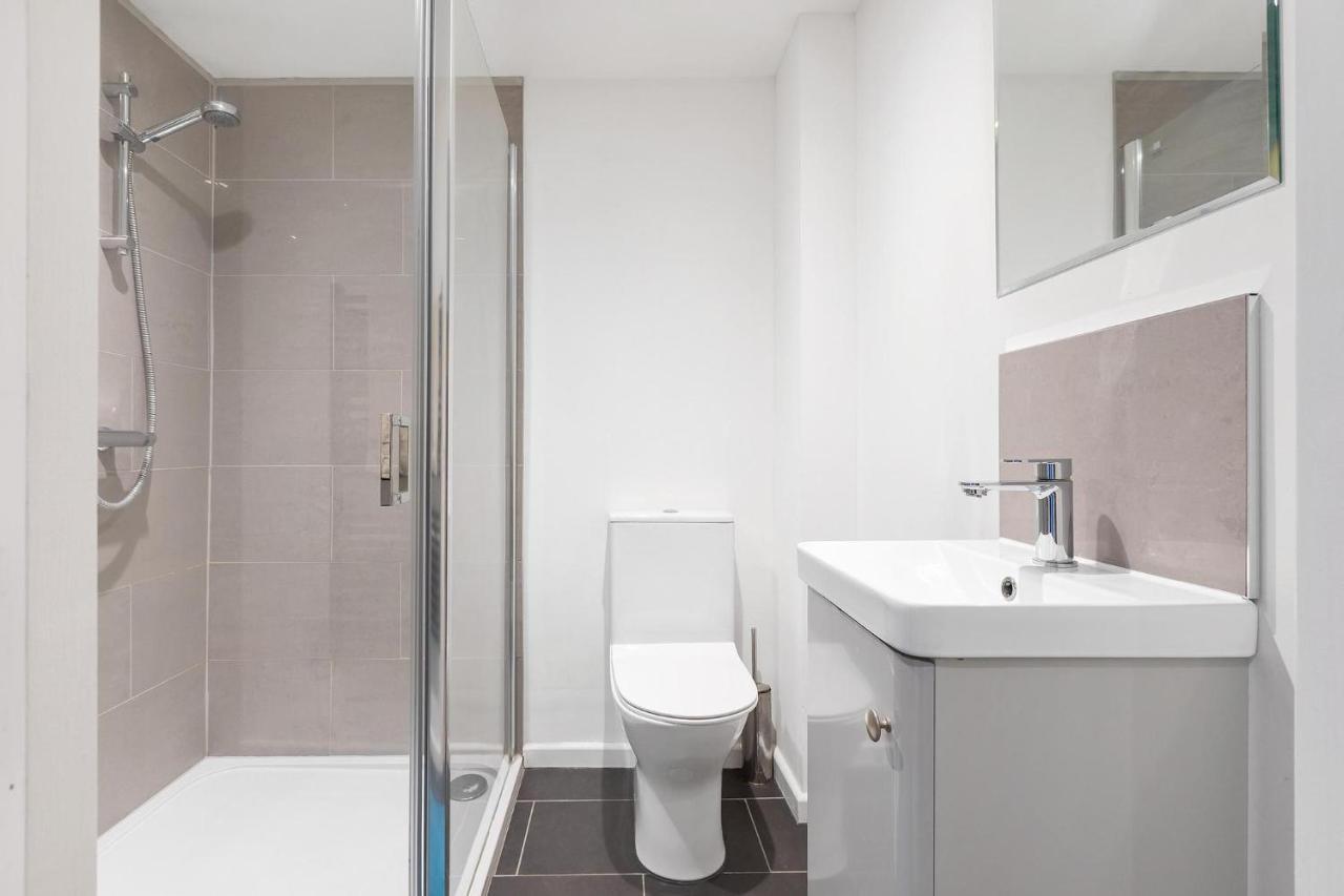 Prime Location Flats Lägenhet London Exteriör bild
